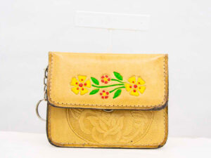handmade-mexican-artisanal-tooled-leather-coin-purse-pouch-with-mirror-002