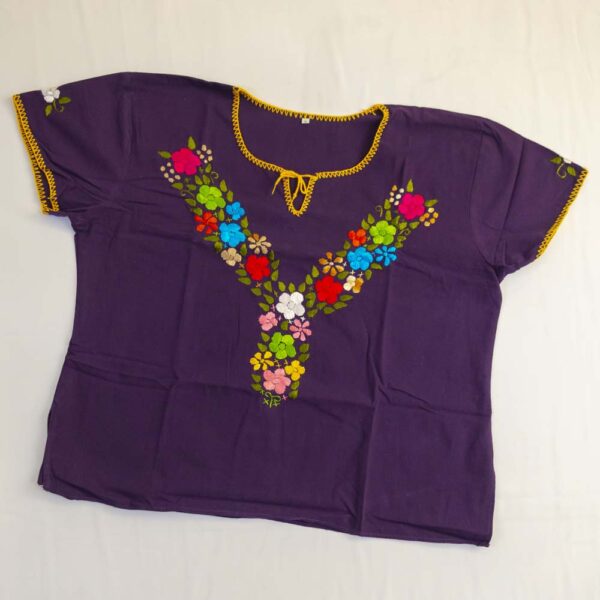 traditional-embroidered-mexican-blouse-030
