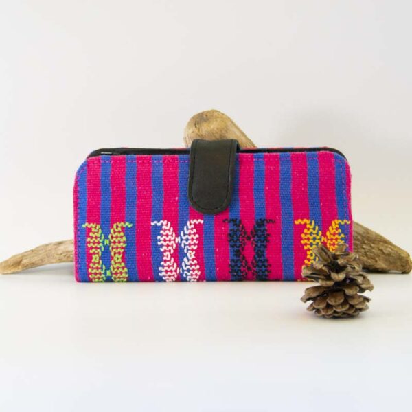 amantli-beautiful-handmade-handwoven-mexican-leather-textile-makeup-cosmetics-bags-cases-08